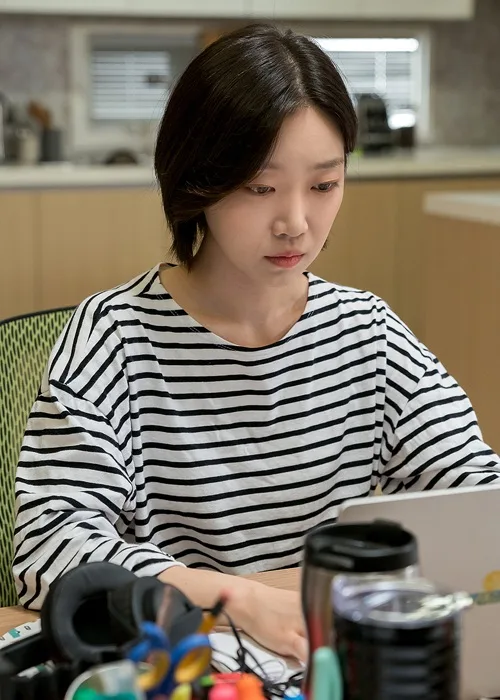 Yun Seol portrait profile picture