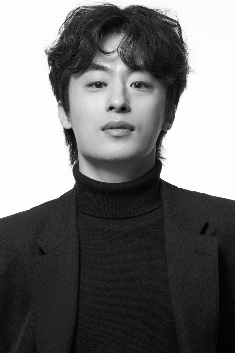 Portrait of Koo Kyo-Hwan