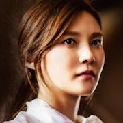 Actress Cha Ye-Ryun