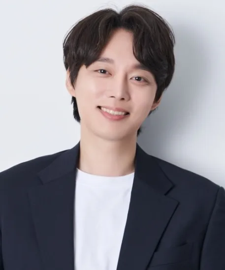 Jeon Seung-Bin promotional profile portrait
