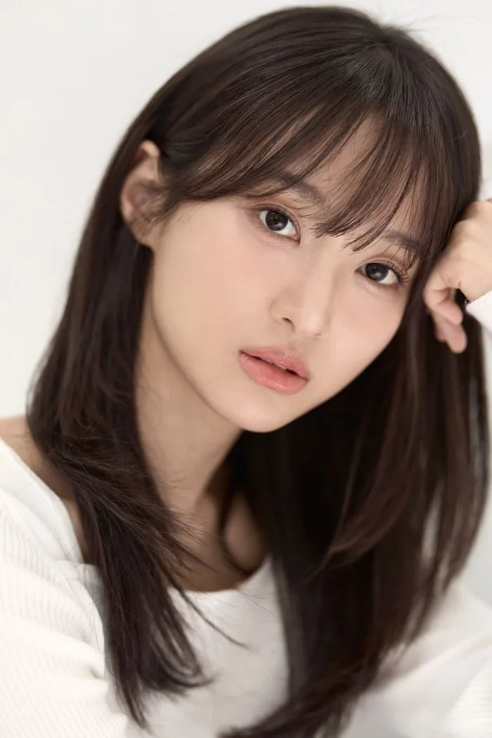 Portrait of Kwon Hyo-Young