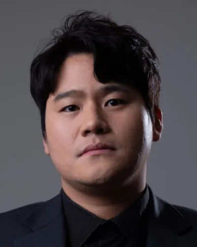 Portrait of actor Ji Su-Han