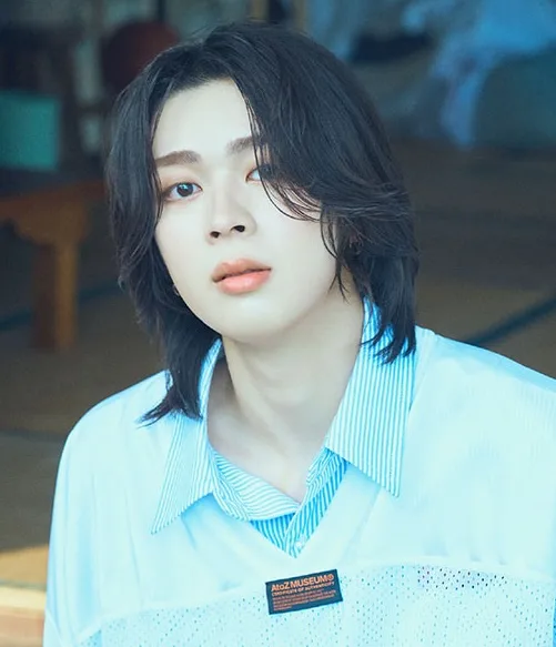 Portrait of performer Kaisei