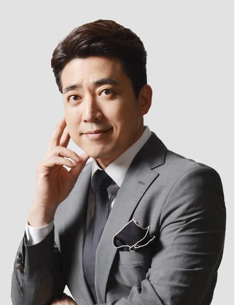 Choi Jae-Won portrait photograph born in 1969