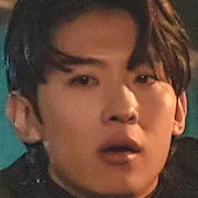 Kim Jin-Young as Dong-In