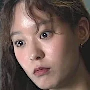 Jo Eun-Seo as Stylist Mi-Soon