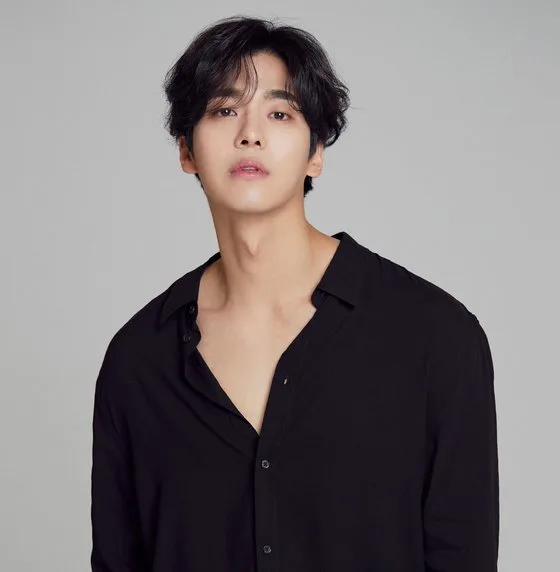 Mun Ji-Hu actor profile photo