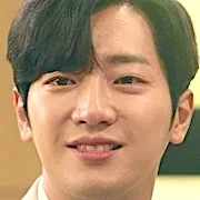 Lee Sang-yeob