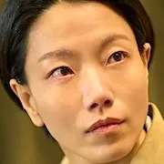 Kim Shin-Rok portrays Choi Hyun-Hee