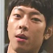 Kim Seong-Jeong`s character portrait