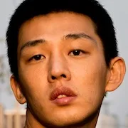 Yoo Ah-in as Jong-soo