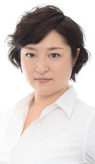 Harumi Syuhama portrait photograph